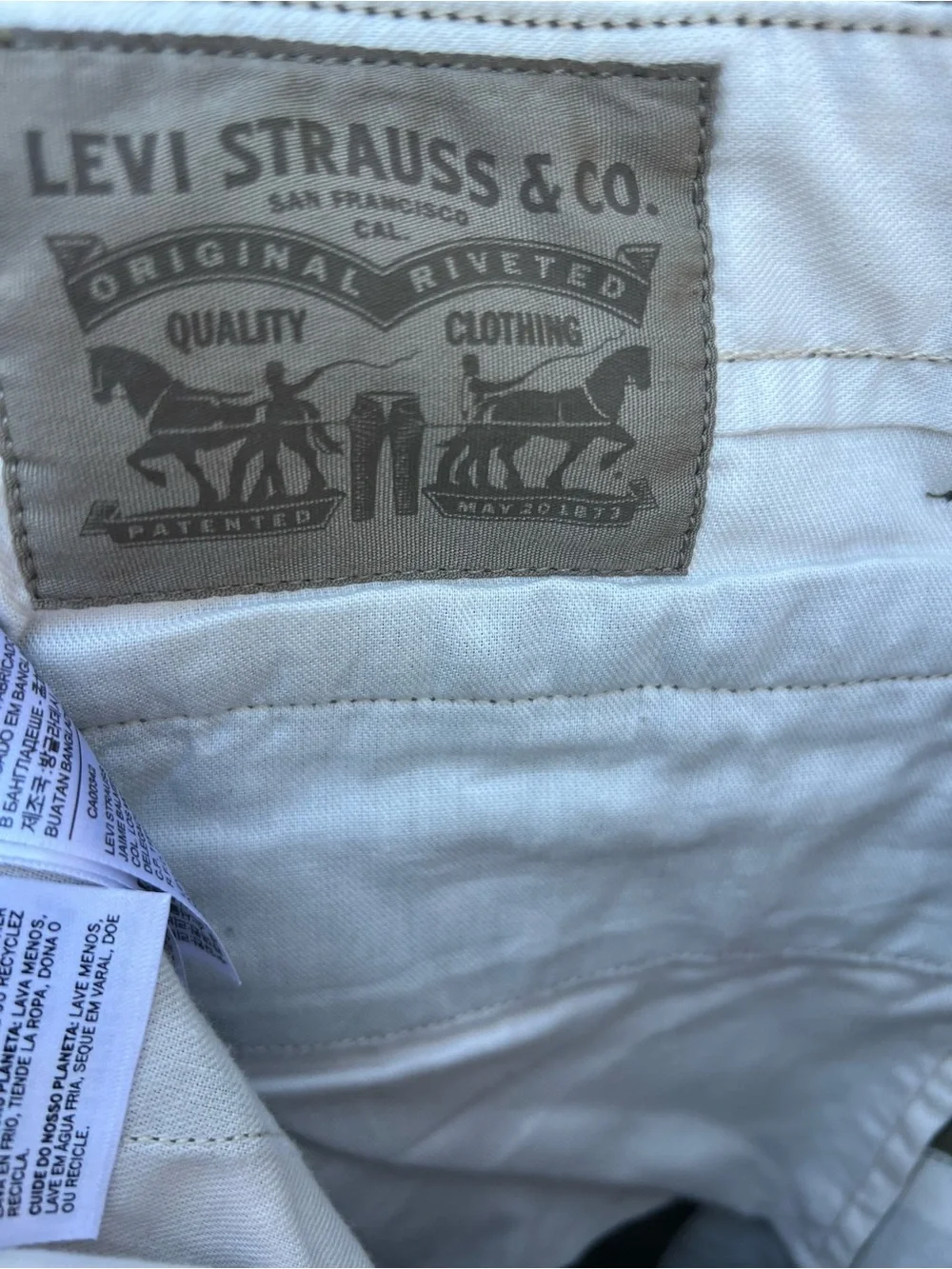 Levi's Men's Olive Khaki Straight Chinos